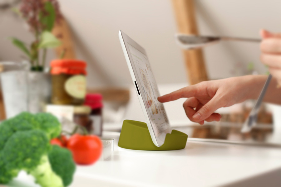 Kitchen Tablet Stand. Cookbook Stand for Tablets and Smart Phones. Green. Silicone
