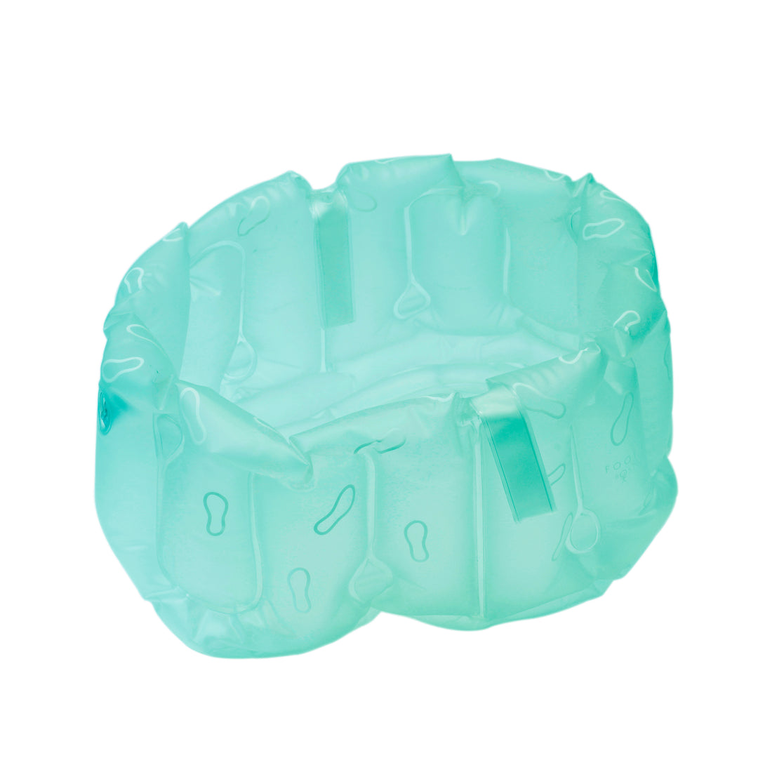 Inflatable Foot Bath with handles
Aqua Green
Made from recycled vinyl (BPA-free)