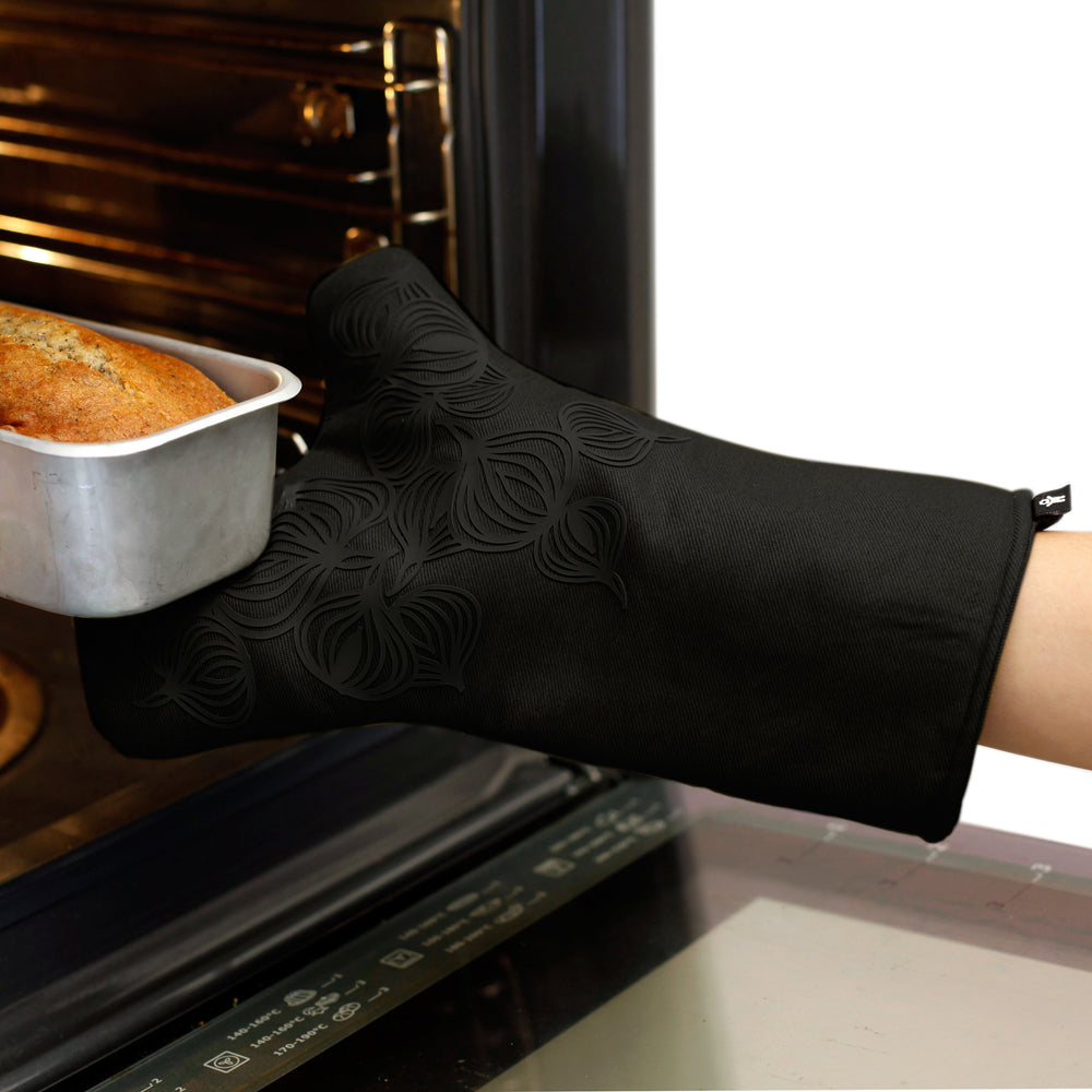 Non-slip Oven Mitt 2-in-1
Black. Cotton. Silicone