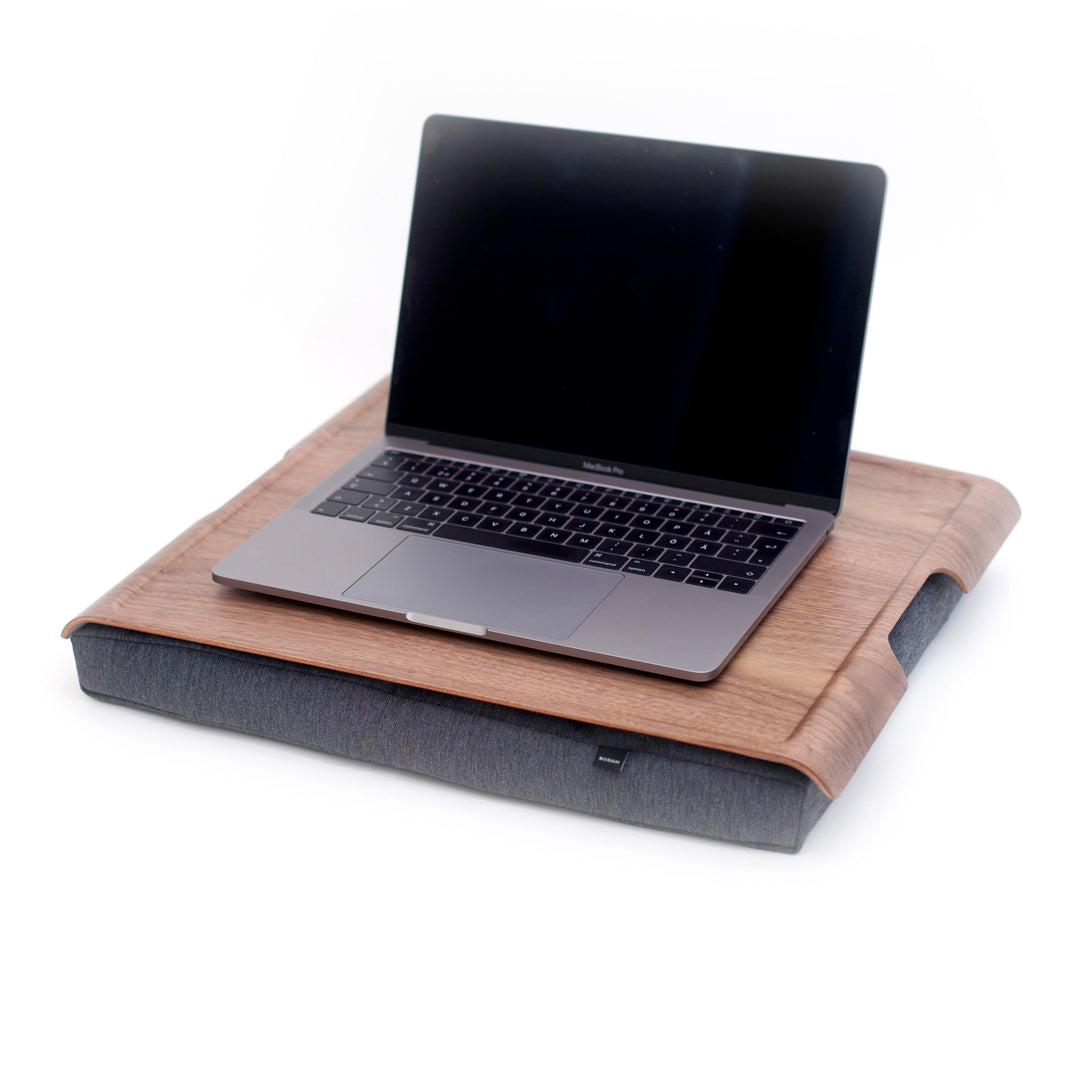 Laptray Anti-Slip. Large
Walnut wood
Salt & Pepper Gray cushion. Non-slip surface