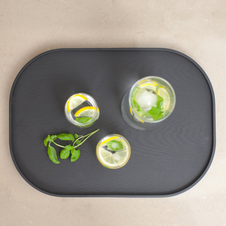 CurveLine™ Serving Tray Anti-Slip Large Willow Wood, Black Matte