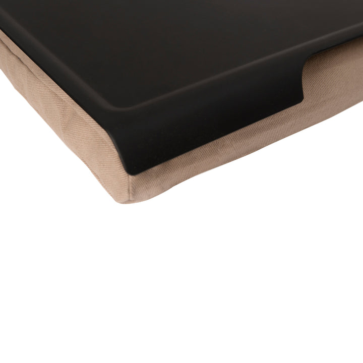 Laptray Anti-Slip. Large 
Matte Black tray. Natural cushion 
Non-slip surface