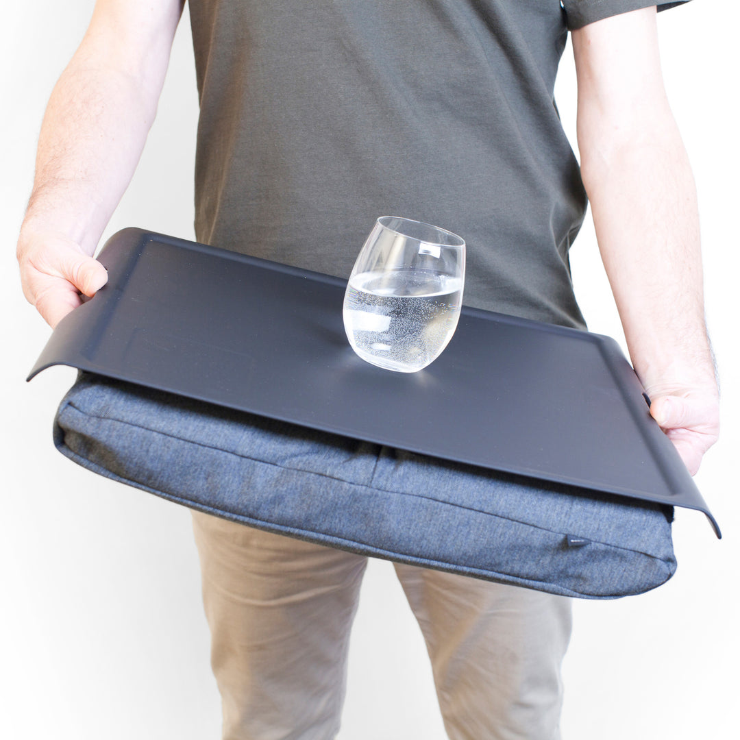 Laptray Anti-Slip. Large
Matte Black tray
Salt & Pepper Gray cushion. Non-slip surface