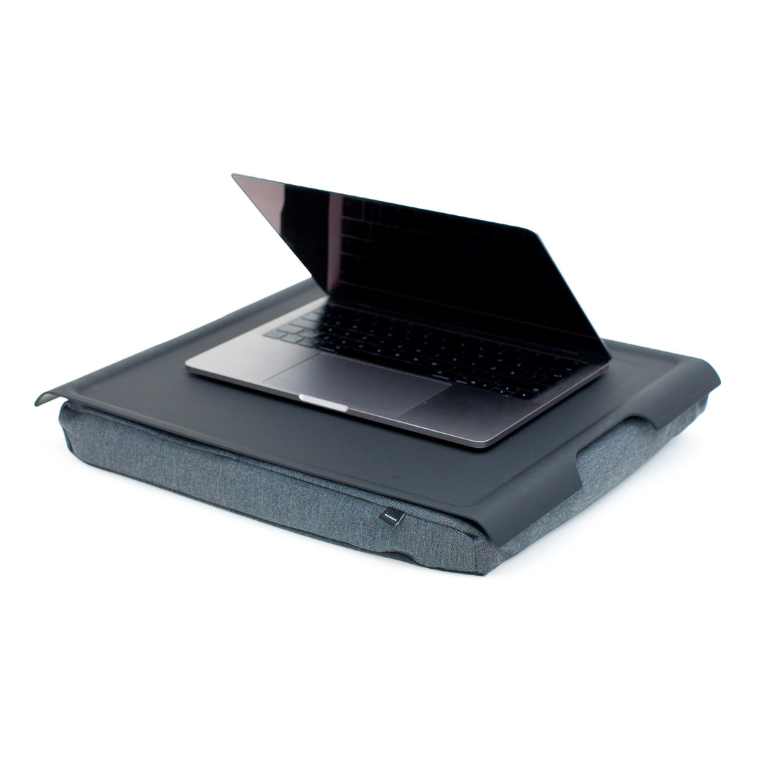 Laptray Anti-Slip. Large
Matte Black tray
Salt & Pepper Gray cushion. Non-slip surface