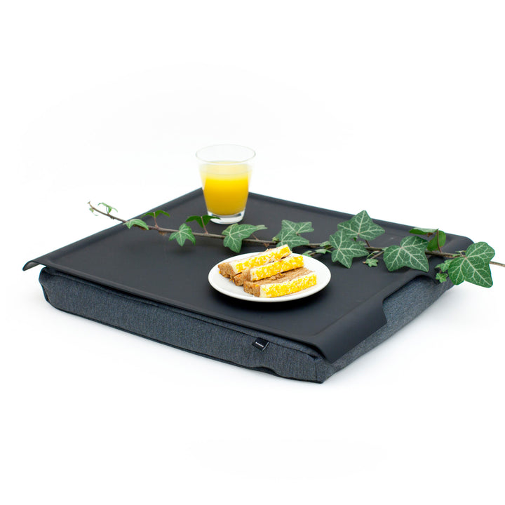 Laptray Anti-Slip. Large
Matte Black tray
Salt & Pepper Gray cushion. Non-slip surface