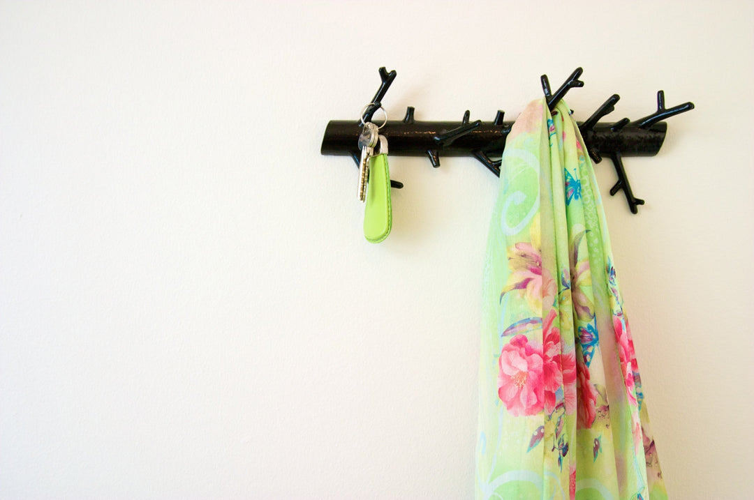 Branch Hanger Long
Black brown
Cast iron