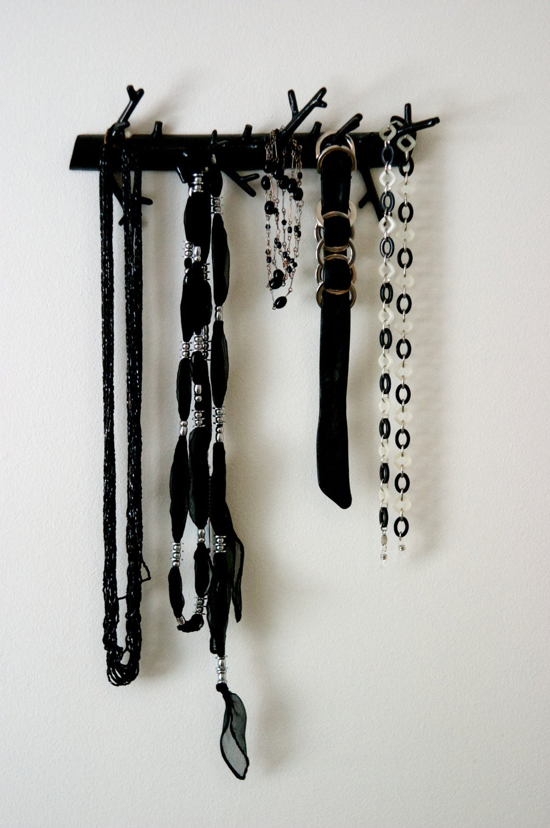 Branch Hanger Long
Black brown
Cast iron