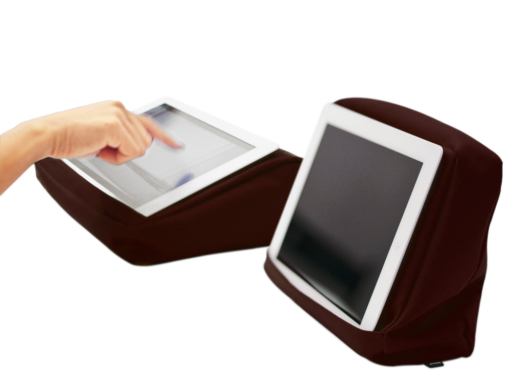 Tabletpillow Hitech with inner pockets for iPad / Tablet PC 
Dark Brown / Black. Polyester. Silicone