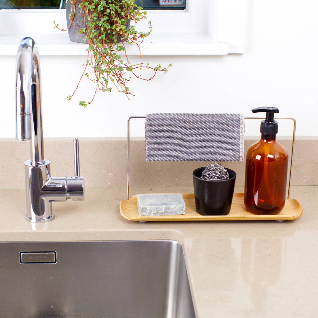 Wood Sink Organiser With Dishcloth Hanger
Water Resistant Tray
Willow Wood. Stainless Steel