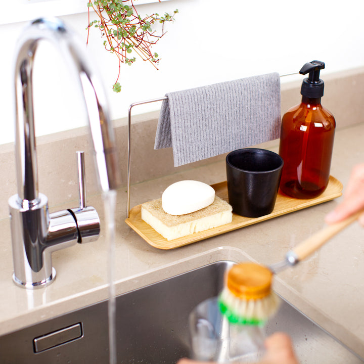 Wood Sink Organiser With Dishcloth Hanger
Water Resistant Tray
Willow Wood. Stainless Steel