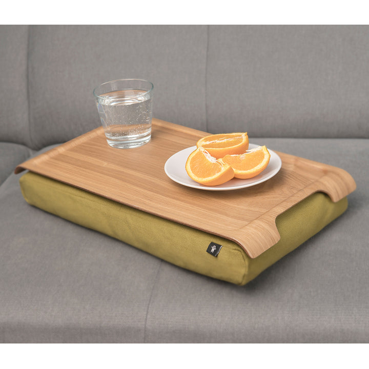 Mini Laptray
Willow wood
Olive Green cushion. Lacquered surface