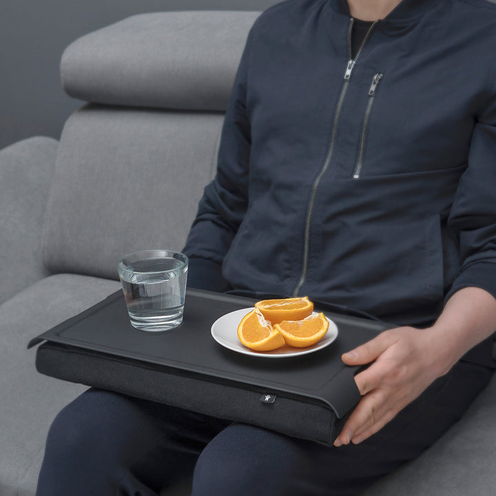 Mini Laptray Anti-Slip
Matte Black tray. Black cushion
Non-slip surface