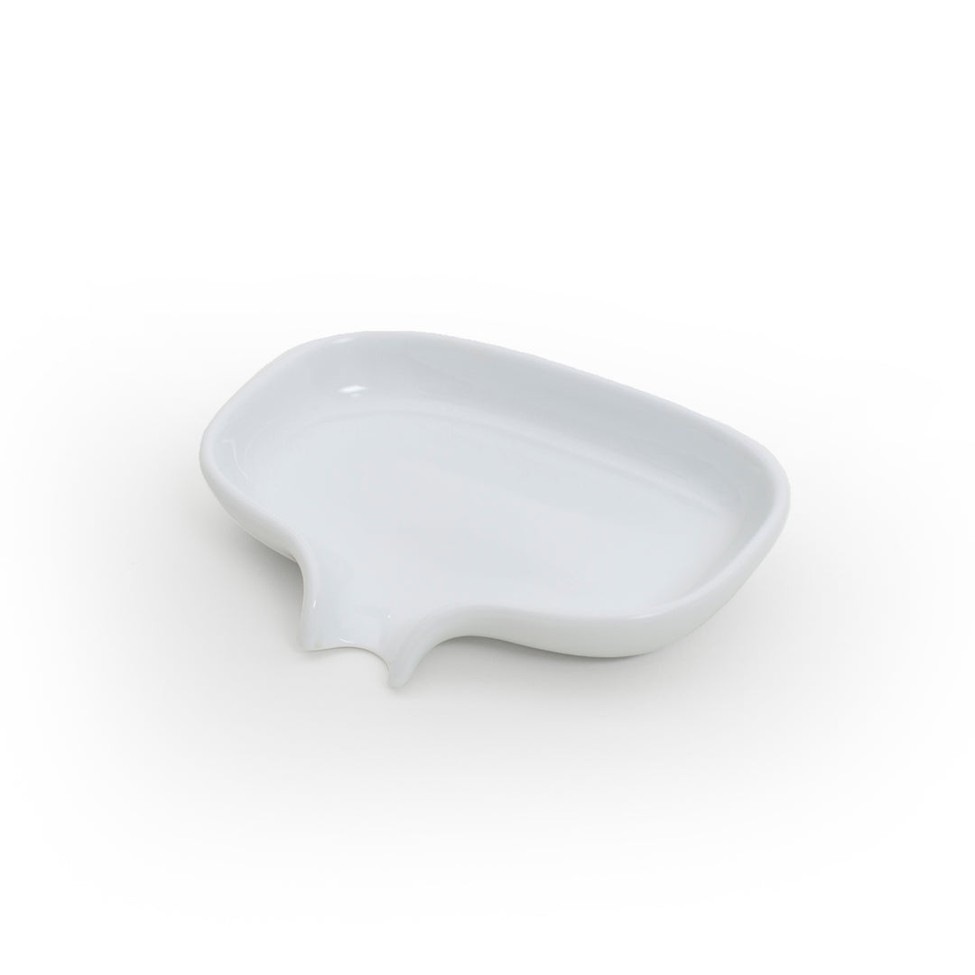 Porcelain Soap Saver Dish with Draining Spout
High quality porcelain
White